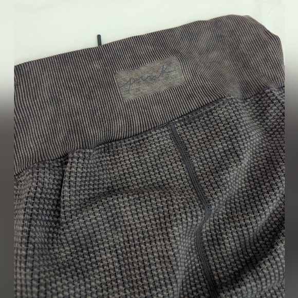 Victoria's Secret PINK Active Waffle Texture Jogger Style Leggings Cabincore - Picture 8 of 9